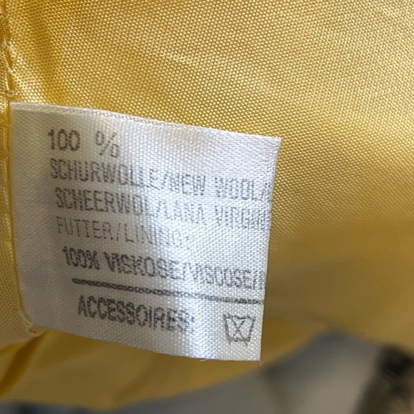 LOUIS FERAUD Yellow Wool Skirt Suit 4• Excellent - Picture 13 of 14